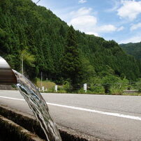 双六湧水