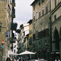 イタリア