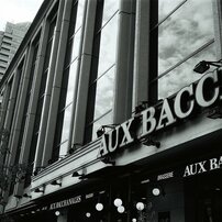 AUX BACCHANALES ① 