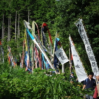 天下の奇祭　岳の幟祭り