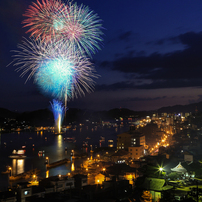 寺の町の花火