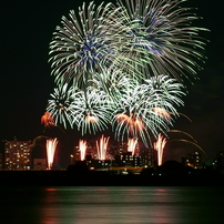 花火の祭典