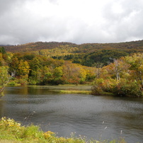 秋色の月山・地蔵池