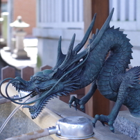 手水舎_龍_鎧神社