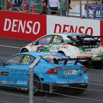[WTCC 131]ボルボ・ポールスター・シアンS60