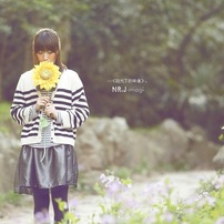NR.J image - ＜太陽の下で＞