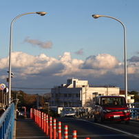Nostalgic Town Walk40：坂の向こうの雲