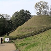 高松塚古墳なう