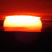 変形太陽　「四角い太陽」