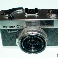 KONICA C35