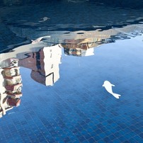 ［１］「水面」（新宿）