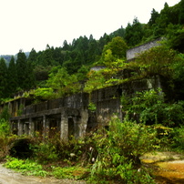 土倉選鉱所跡