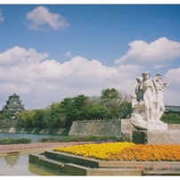 とりあえず、お城。