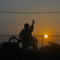 写真掌編：取った夕日、離したどー！！