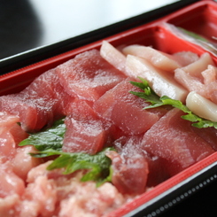まぐろ弁当