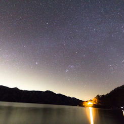 中禅寺湖の星空