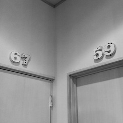 67/59