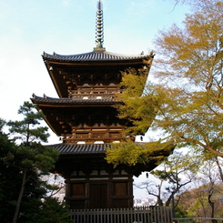 三重塔