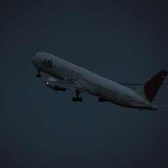 夕暮れの空に