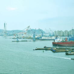 釜山港
