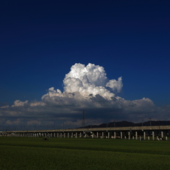 夏雲