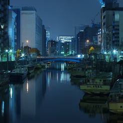 神田川と船