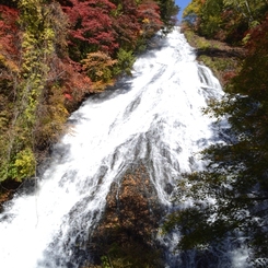 湯滝の秋