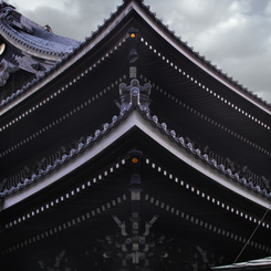豊川稲荷　本殿