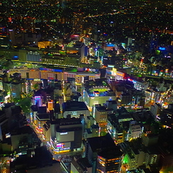 池袋の夜の始まり