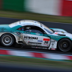 No.36 PETRONAS TOM'S SC430