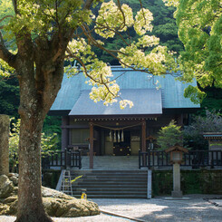 安房神社