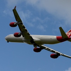 離陸（282）virgin A340-600 