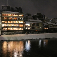 雪夜の大橋