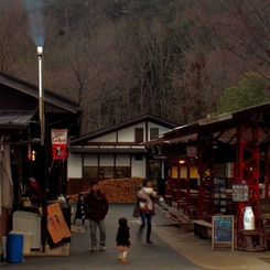山合いのカフェ