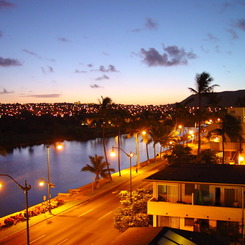 daybreak of the ala wai canal