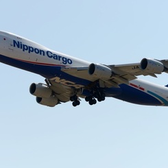 NCA 747-8KZF 離陸