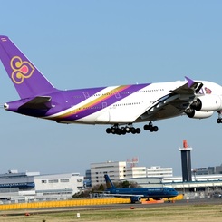 THAI A380-841 着陸