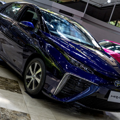 Toyota MIRAI 1