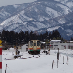 雪の中の鉄路