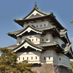 弘前城