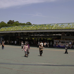 西武球場駅ー近景