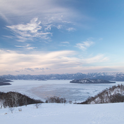 藻琴峠の春