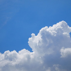 梅雨明け空