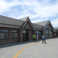 静内駅