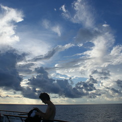 空のキャンパス