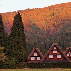 白川郷　秋の夕暮れ