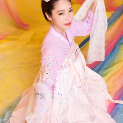 志築杏里A18