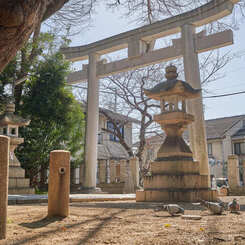 神戸の弓弦羽（ゆづるは）神社です。