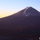 黒岳山頂から見る富士山の夜明け（2/2）