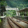 到着を待つ駅　